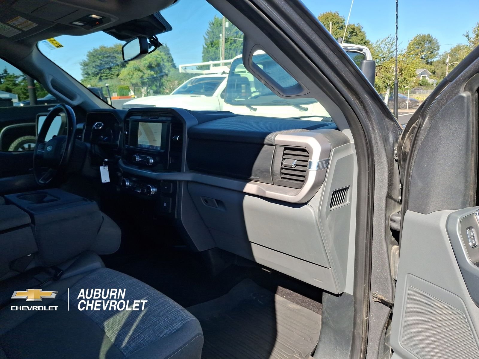 2023 Ford F-150 XLT - Photo 23