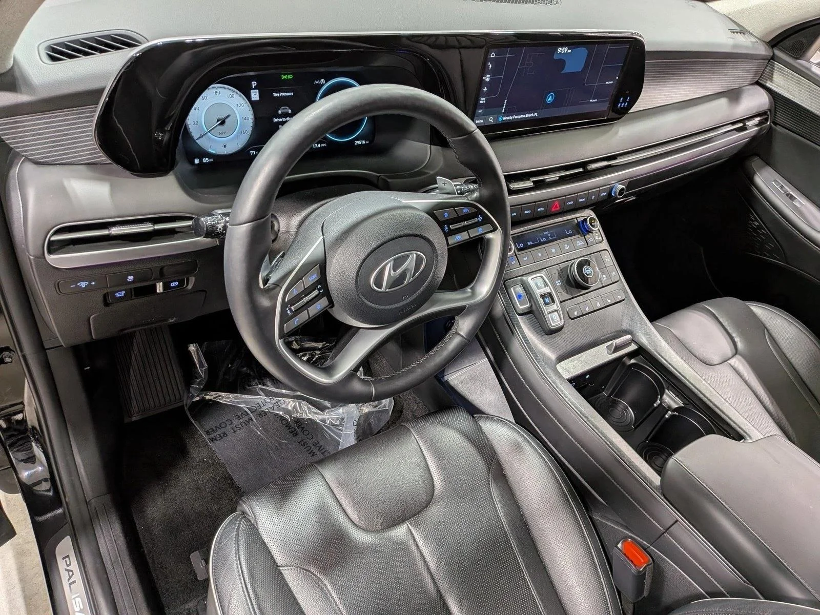 Used 2024 Abyss Black Pearl Hyundai Limited image 10