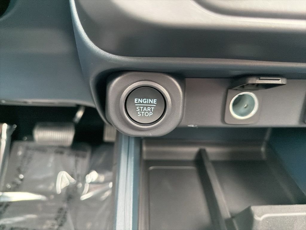New 2026 Azure Gray Metallic Tri-Coat Ford XLT image 33