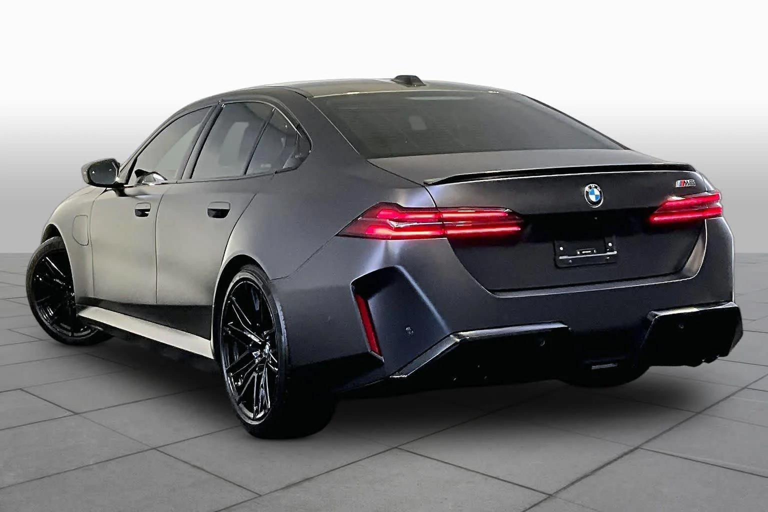 Used 2026 Dark Graphite Metallic BMW  image 12