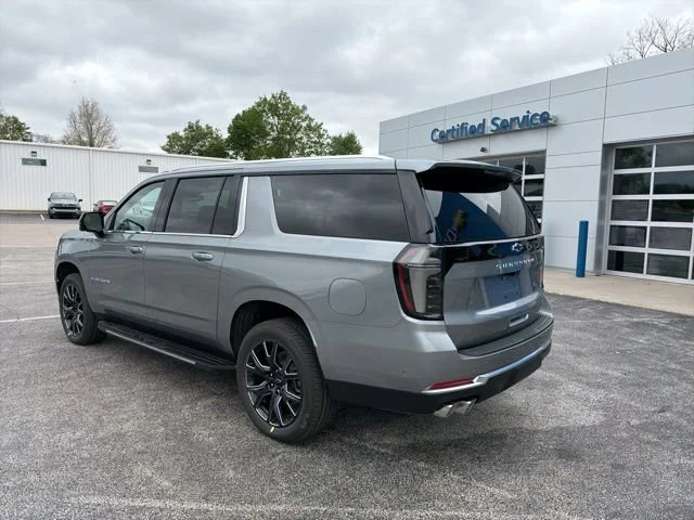 New 2026 Sterling Gray Metallic Chevrolet High Country image 9