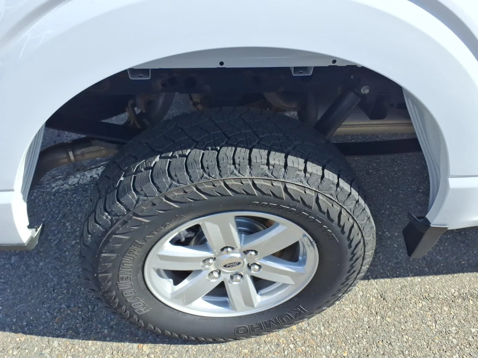 Used 2022 Oxford White Ford XLT image 19