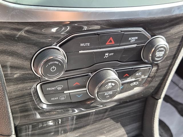 Used 2021 Gloss Black Chrysler Touring image 18