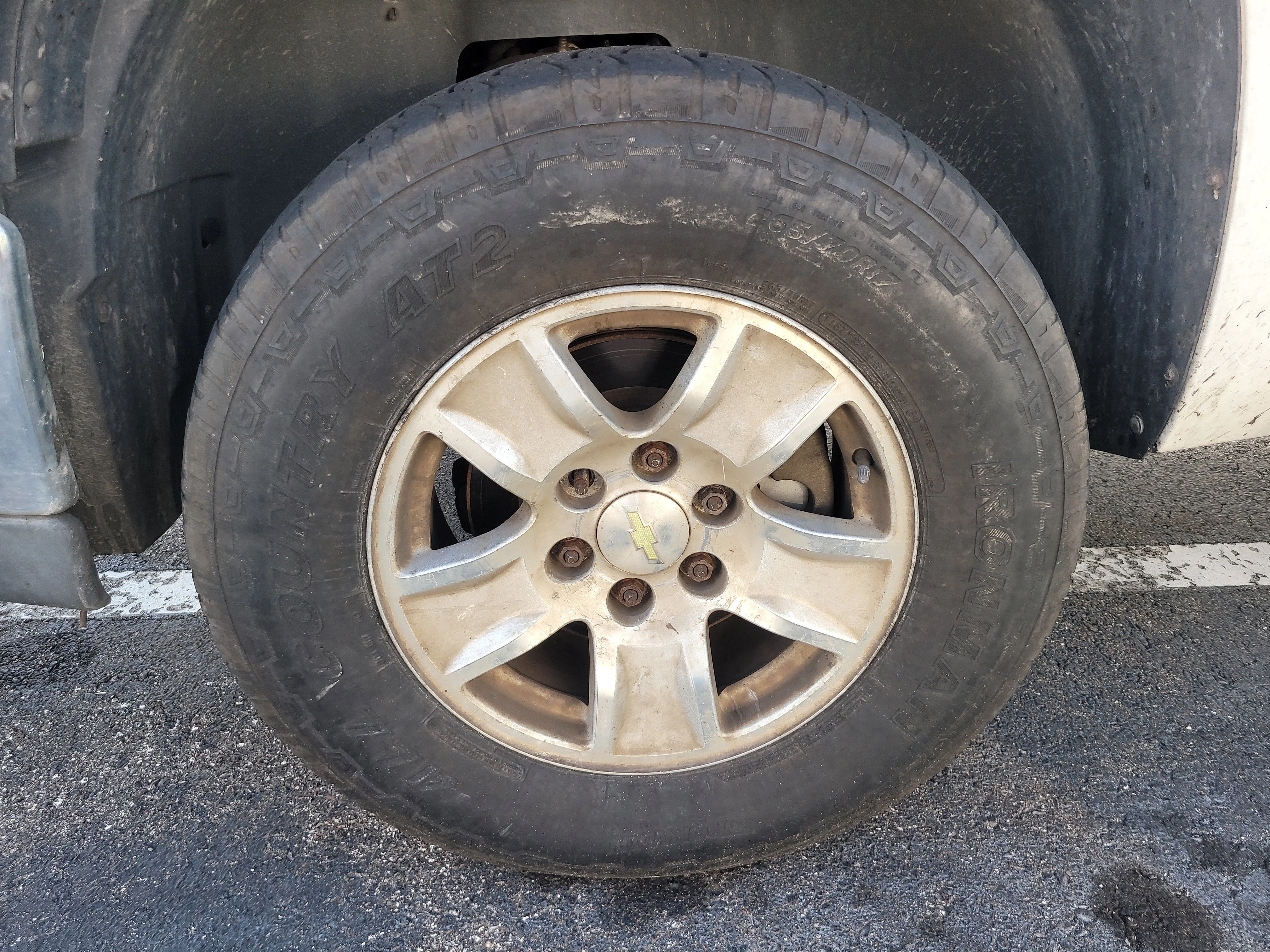 Used 2010 Summit White GMC Work Truck image 8