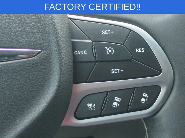 Used 2023 Silver Chrysler Touring L image 21