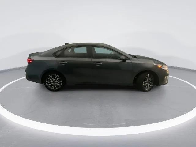Used 2023 Gray Kia GT-Line image 7