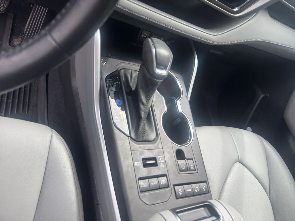 Used 2022 Celestial Silver Metallic Toyota XLE image 13