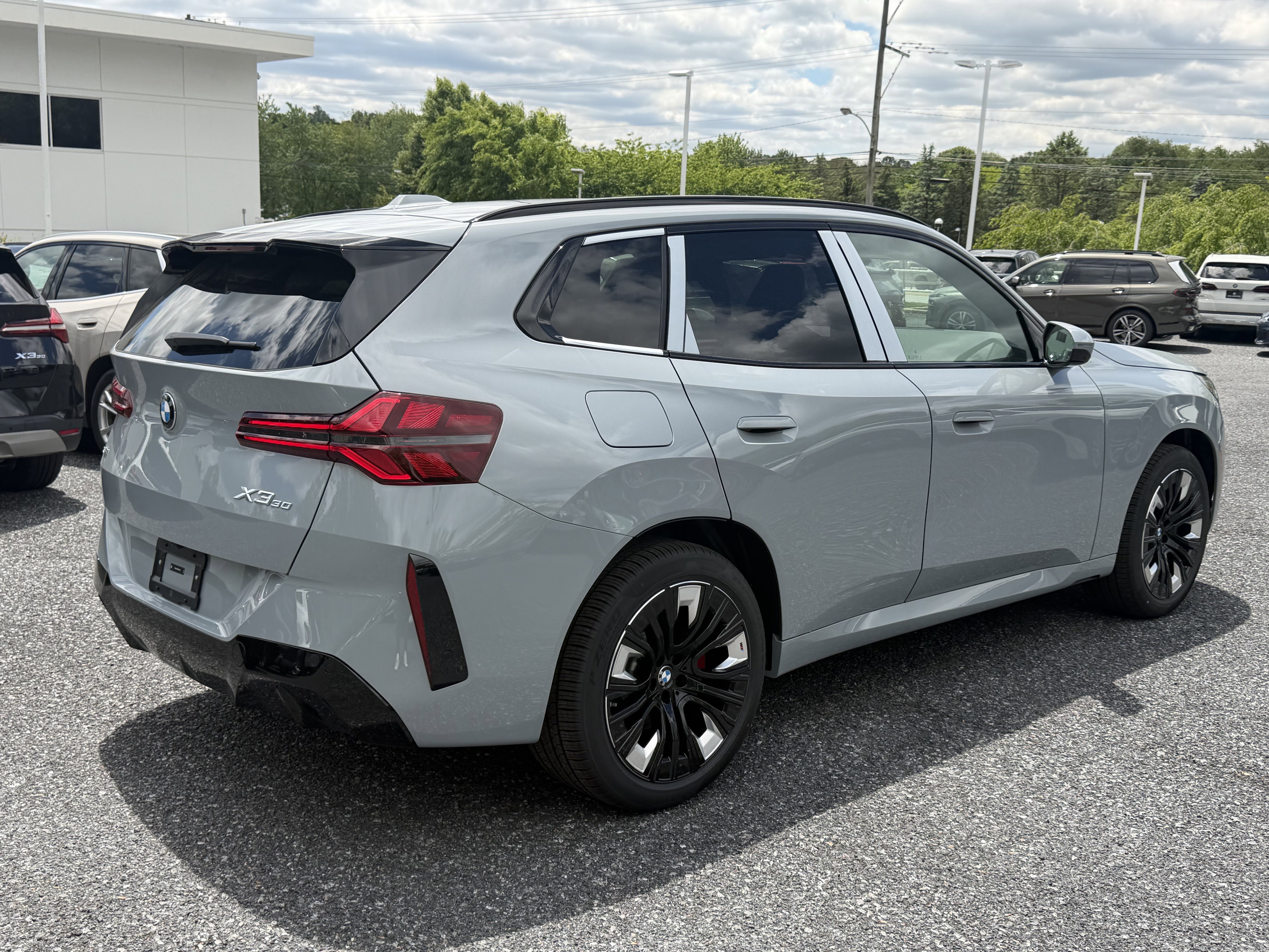 New 2026 Brooklyn Grey Metallic BMW 30 xDrive image 4