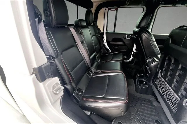 Used 2022 White Jeep Rubicon image 24