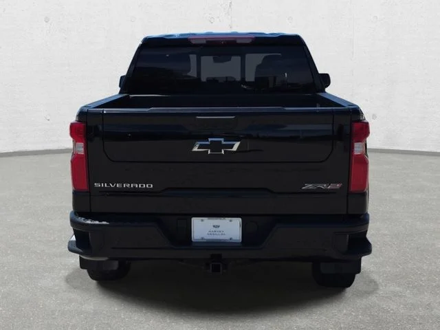Used 2022 Black Chevrolet ZR2 image 6