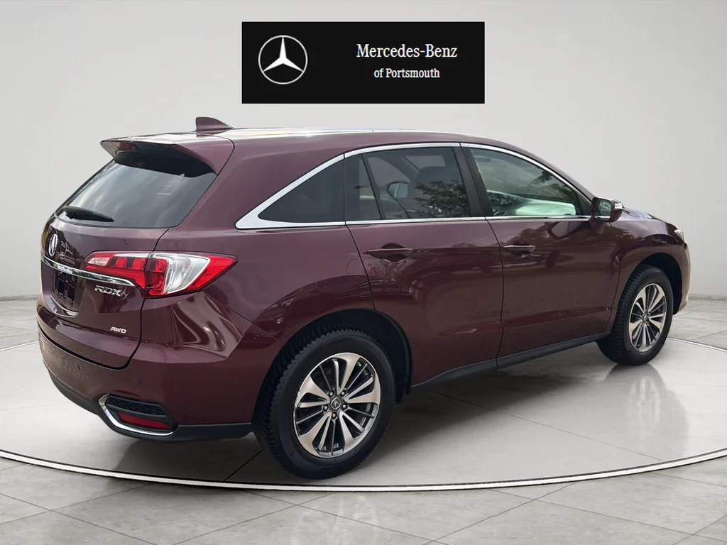 Used 2016  Acura Base image 5