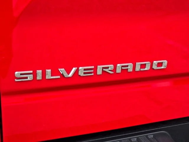 Used 2025 Red Chevrolet LT image 15