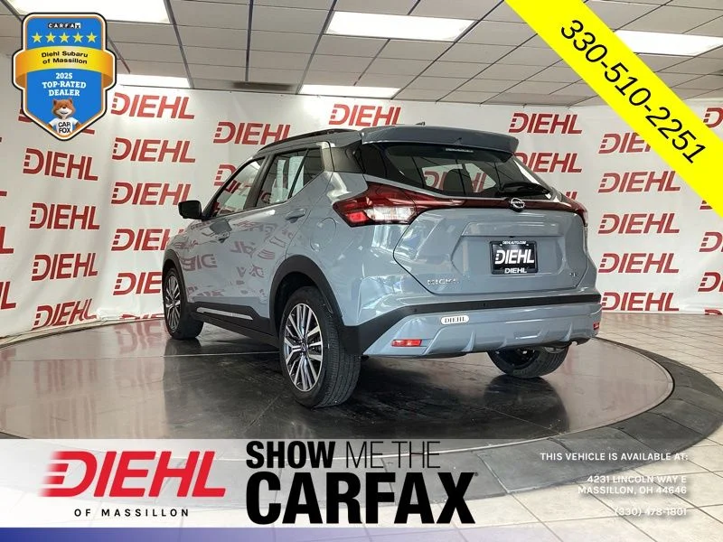 Used 2024 Gray Nissan SR image 7