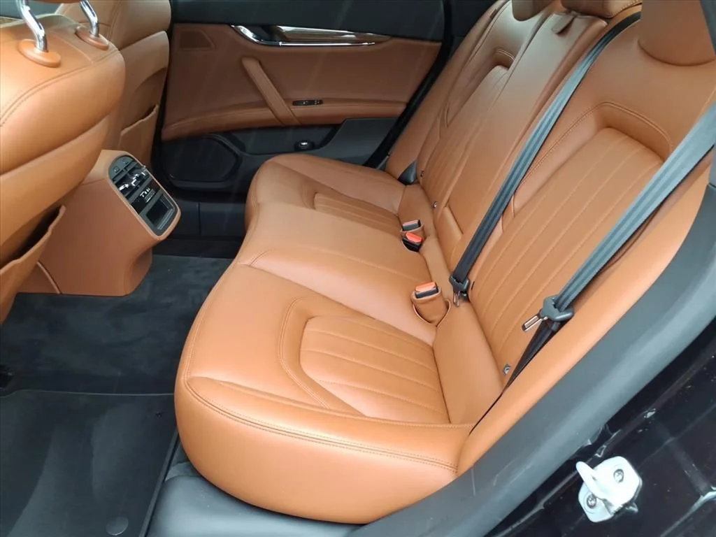 Used 2020 Black Maserati S Q4 image 10