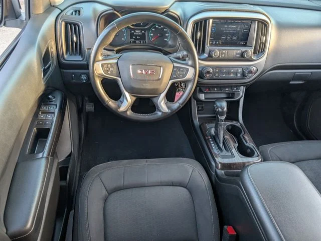 Used 2022 White GMC Elevation image 8