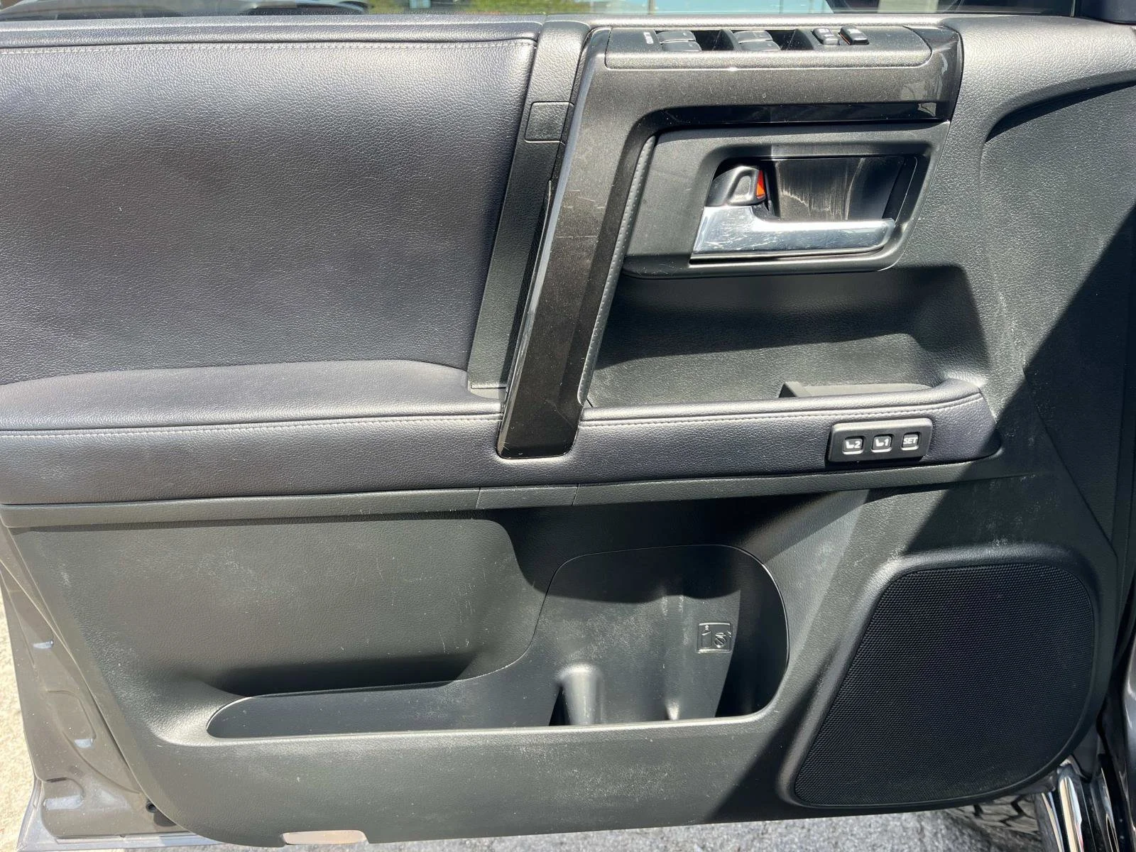 Used 2020 Magnetic Gray Metallic Toyota Nightshade image 29