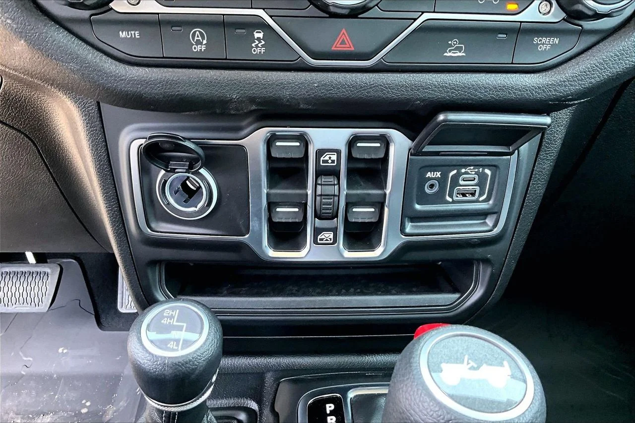 New 2026 Anvil Clearcoat Jeep Sport image 15