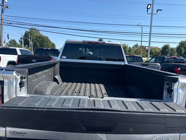 Used 2022 Silver GMC SLT image 10