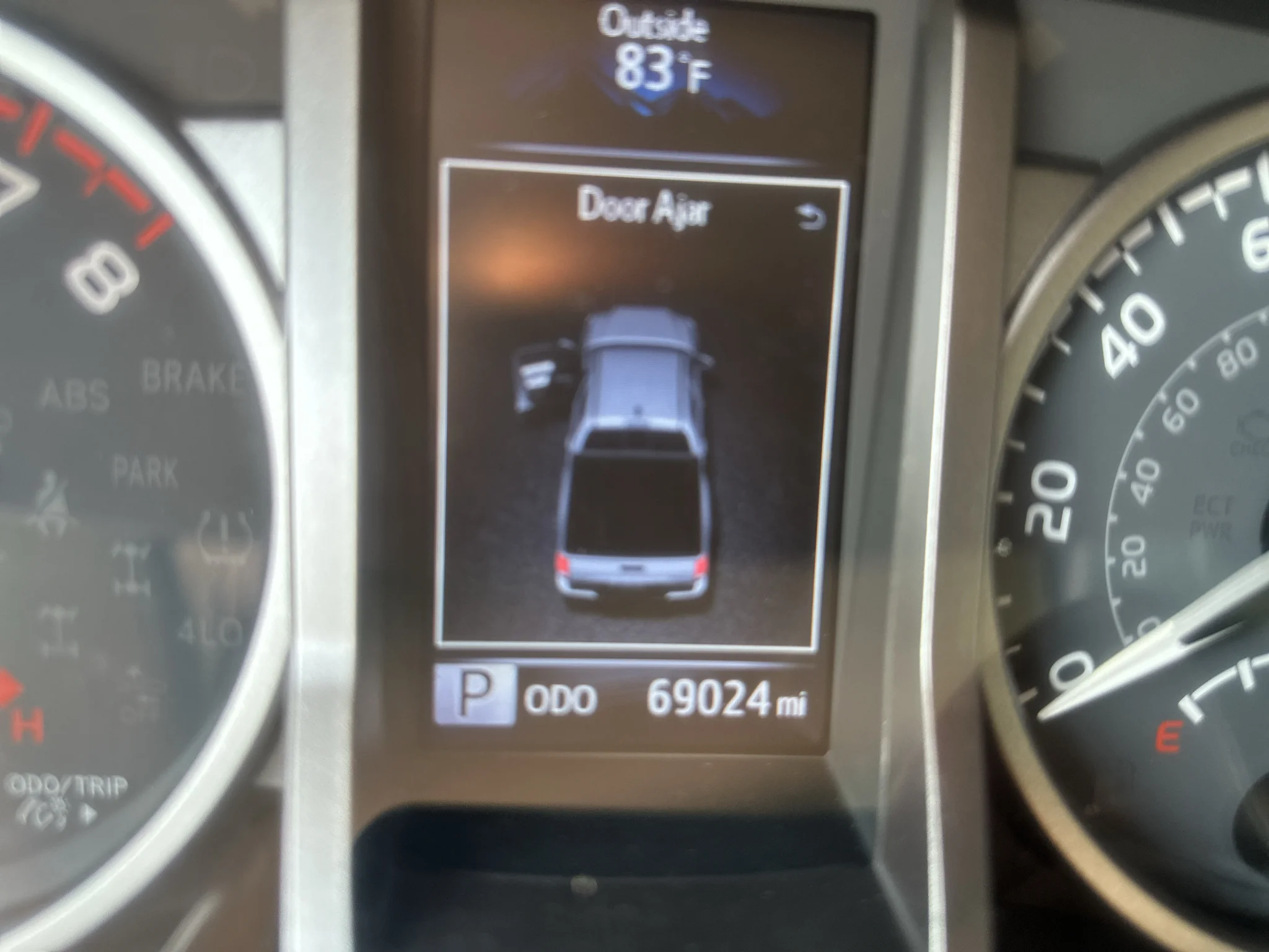 Used 2023 Ice Cap Toyota SR5 image 11
