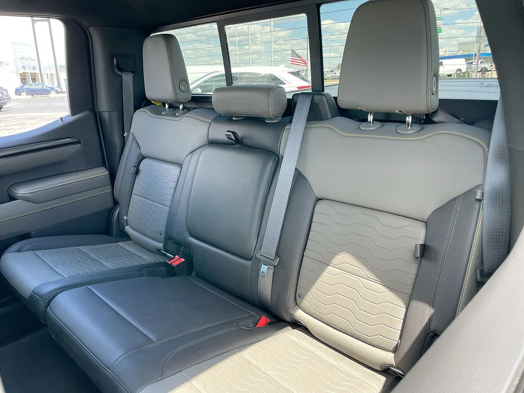Used 2022 Summit White Chevrolet ZR2 image 26