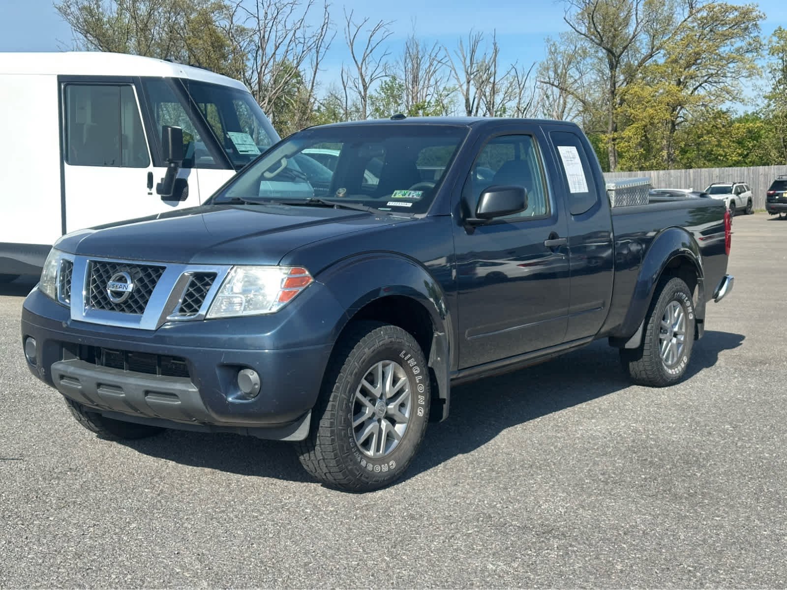 2015 Nissan Frontier 4.0 SV King Cab 4X4 AT's photo