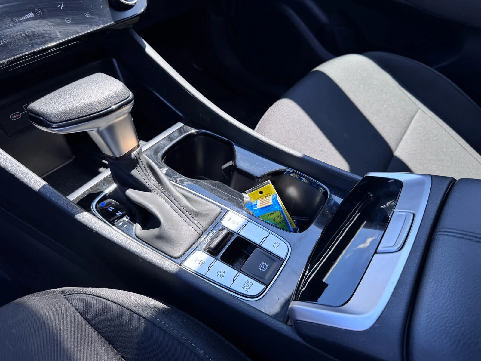 Certified Used 2025 Serenity White Pearl Hyundai SEL image 30
