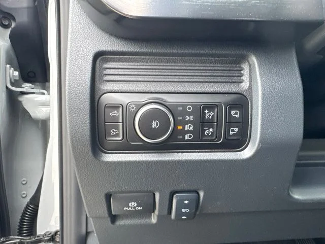 New 2026 Avalanche Ford F-250® Lariat® image 18