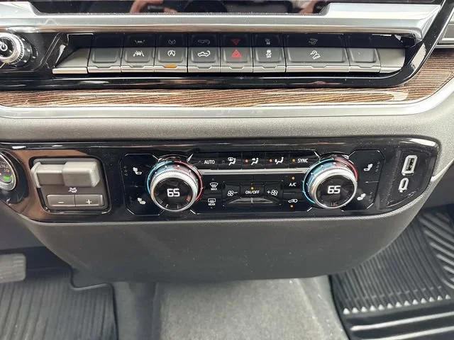 New 2026 Summit White GMC Elevation image 23