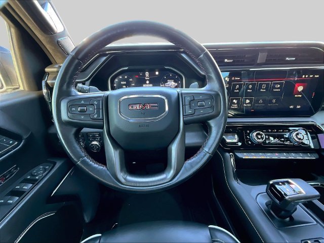 Used 2022 White GMC AT4X image 12