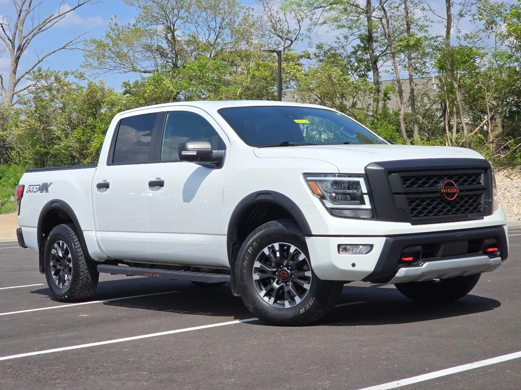 2023 Nissan Titan