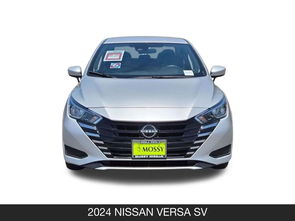 Used 2024 Silver Nissan 1.6 SV image 4