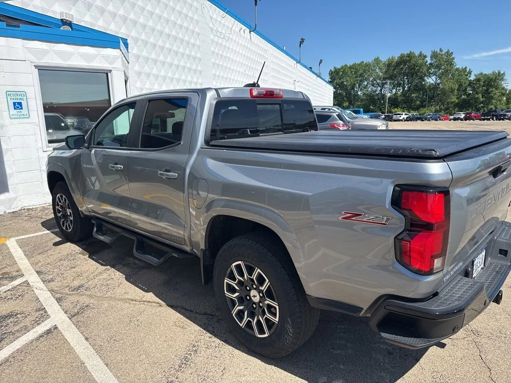 Used 2024 Gray Chevrolet Z71 image 2