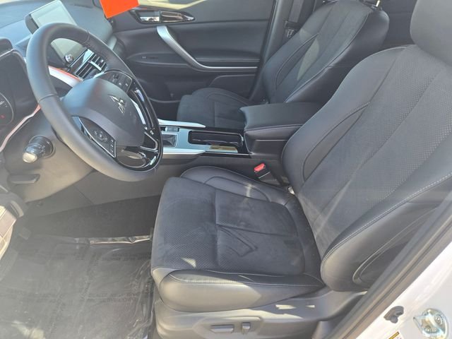 Used 2026 White Mitsubishi SE image 11