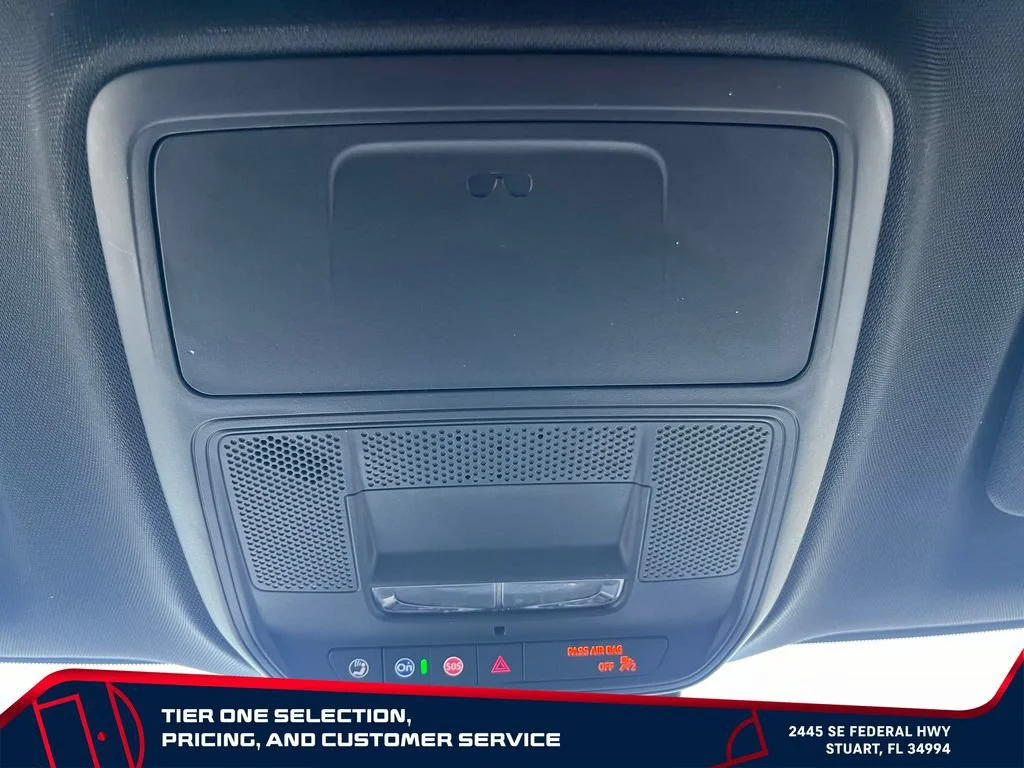 Used 2026 Summit White GMC Elevation image 25