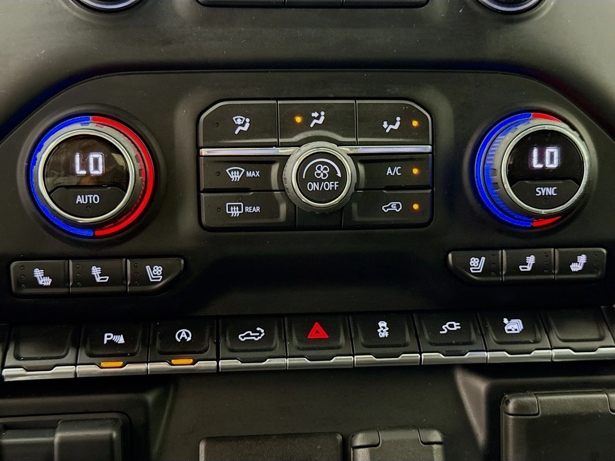 Used 2022 Iridescent Pearl Tricoat Chevrolet LTZ image 18