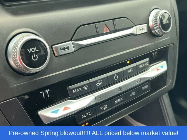 Used 2020 White Ford XLT image 29
