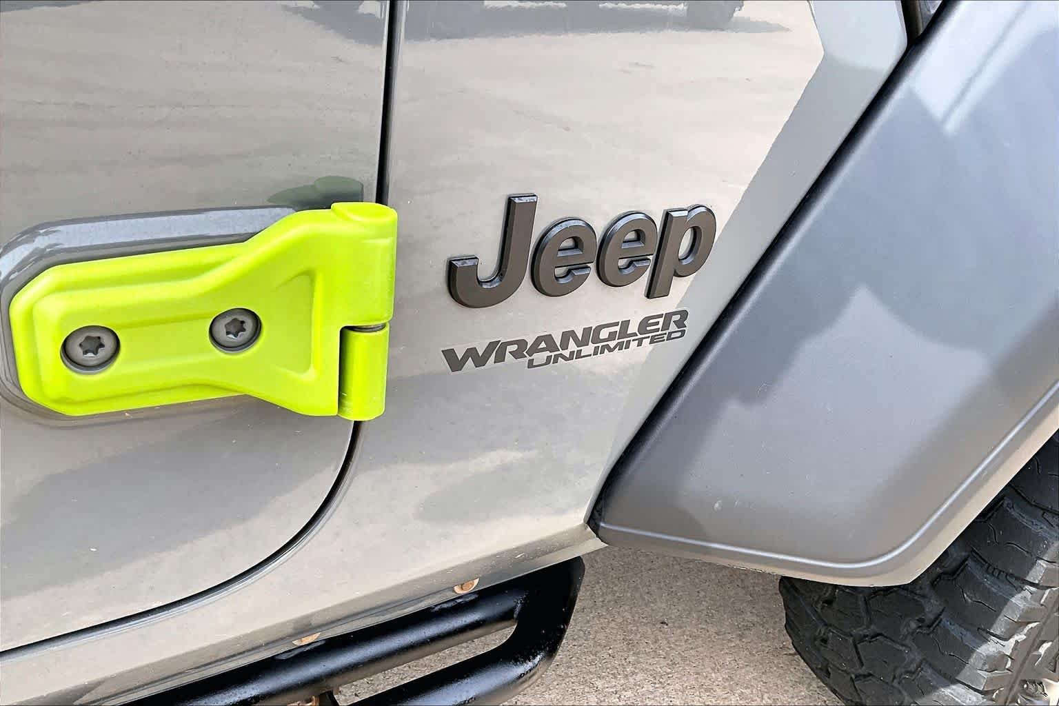Used 2021 Sting-Gray Clearcoat Jeep Unlimited Willys Sport image 28