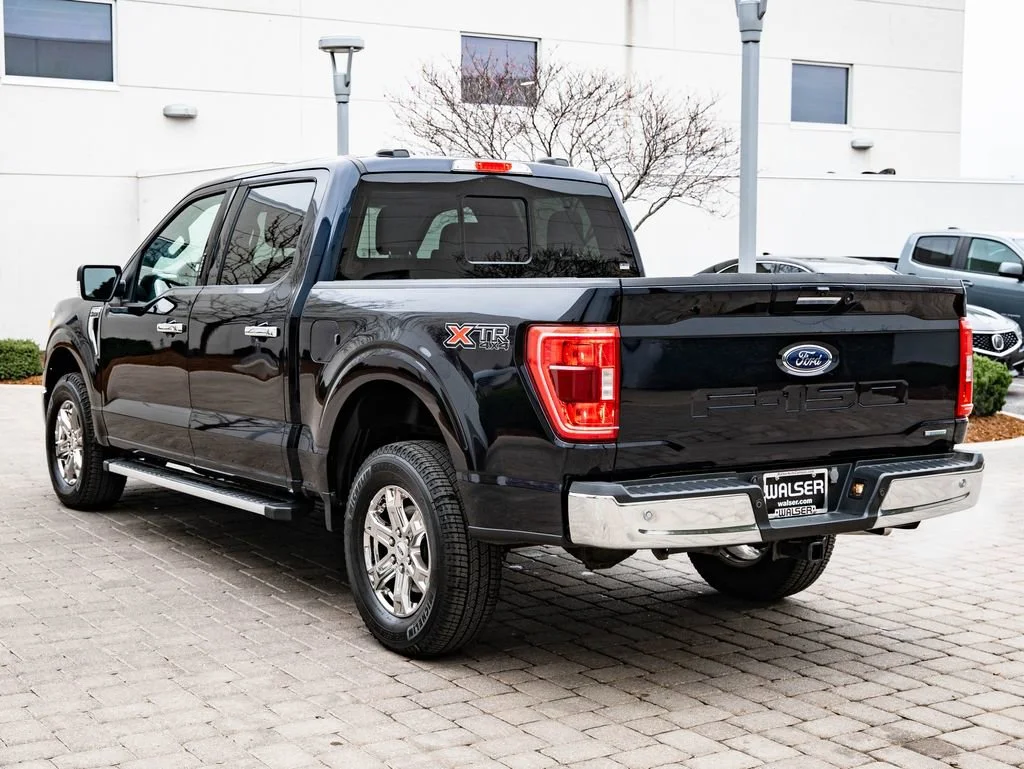 Used 2023 Antimatter Blue Metallic Ford XLT image 6