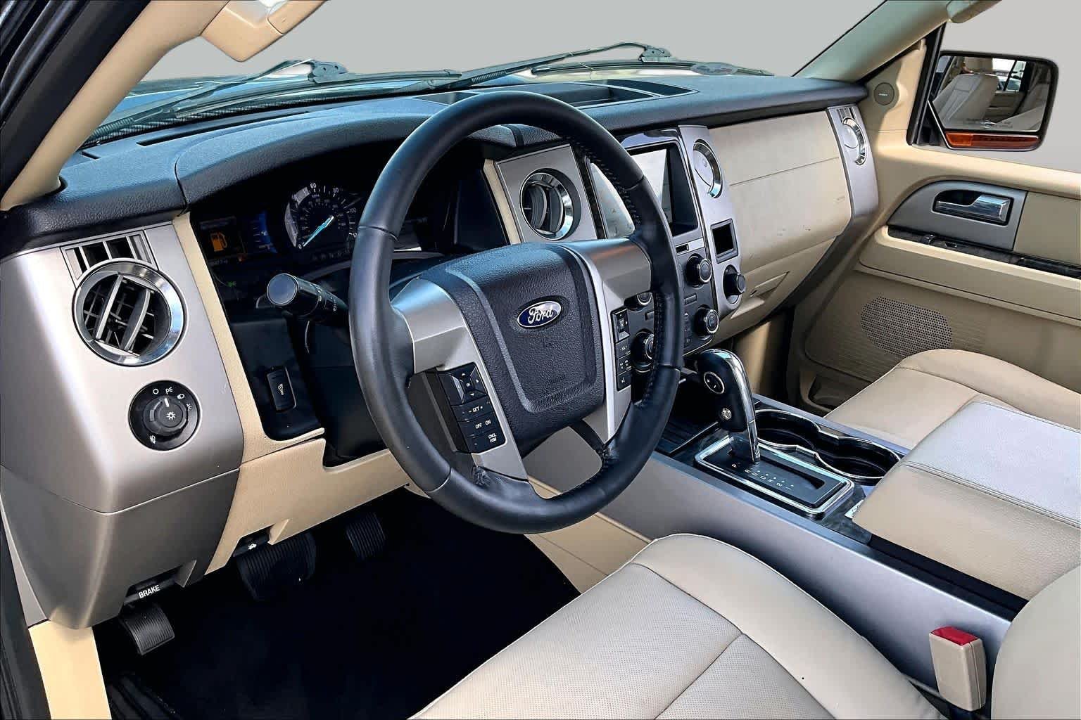 Used 2016 Shadow Black Ford Limited image 17