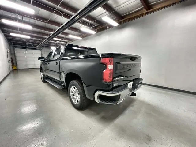 2026 Chevrolet Silverado 1500 LT - Photo 6