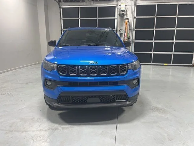 New 2026 Hydro Blue Pearlcoat Jeep Latitude image 2