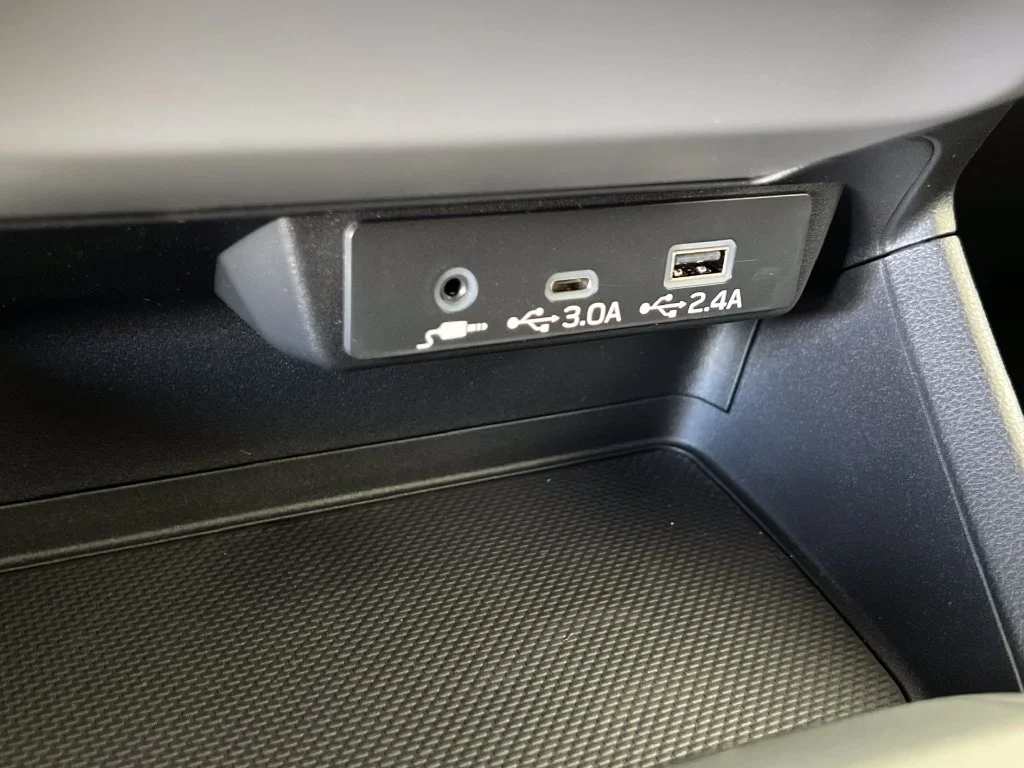 New 2026 CRYSTAL BLACK SILICA Subaru Premium image 28