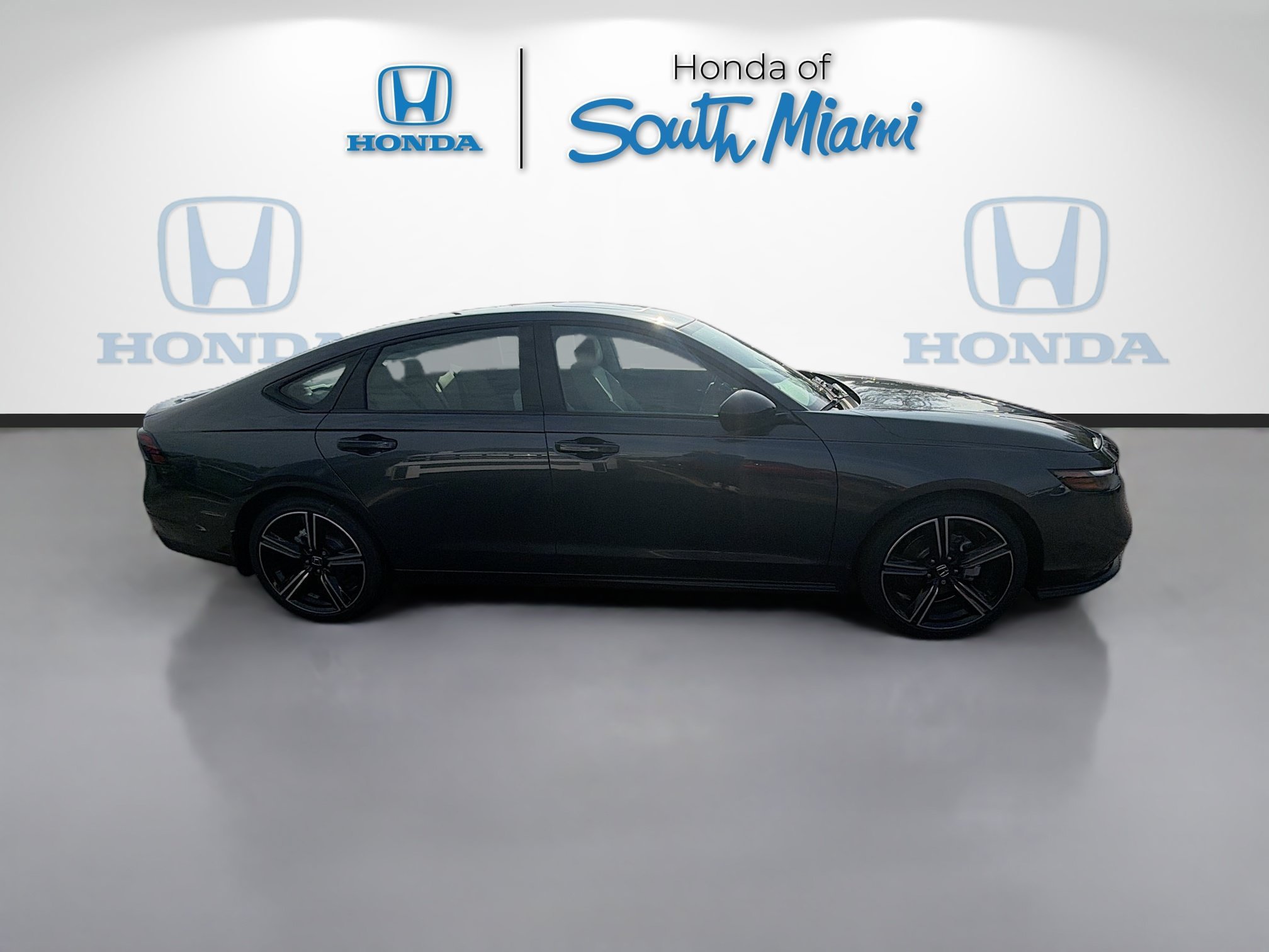 New 2026 Meteorite Gray Metallic Honda SE image 8