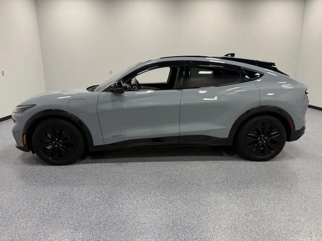 Used 2024 Gray Ford Premium image 6