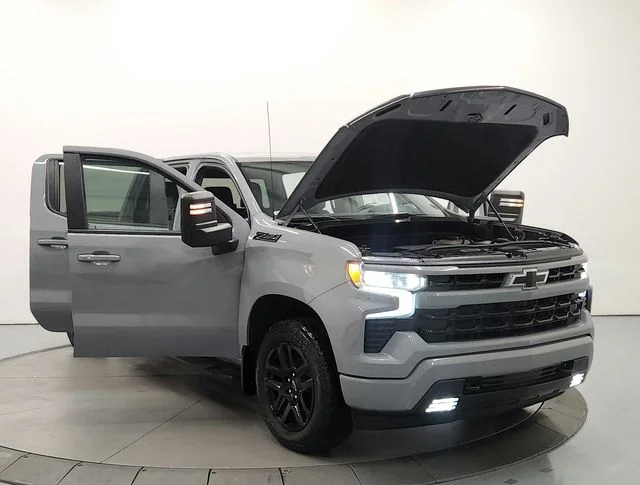 Used 2024 Gray Chevrolet RST image 10