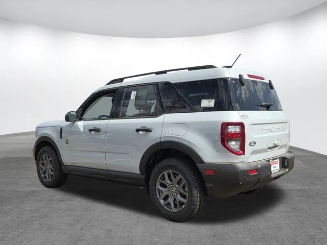 New 2026 Space White Metallic Ford Big Bend® image 32