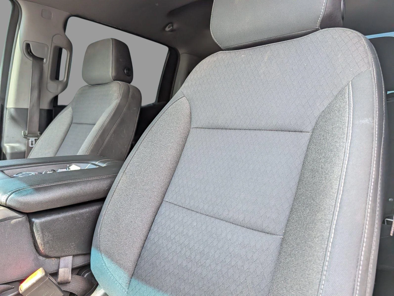 Used 2020 SUMMIT WHITE Chevrolet LT image 13