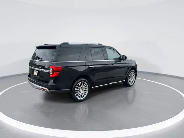 Used 2023 Black Ford Limited image 7