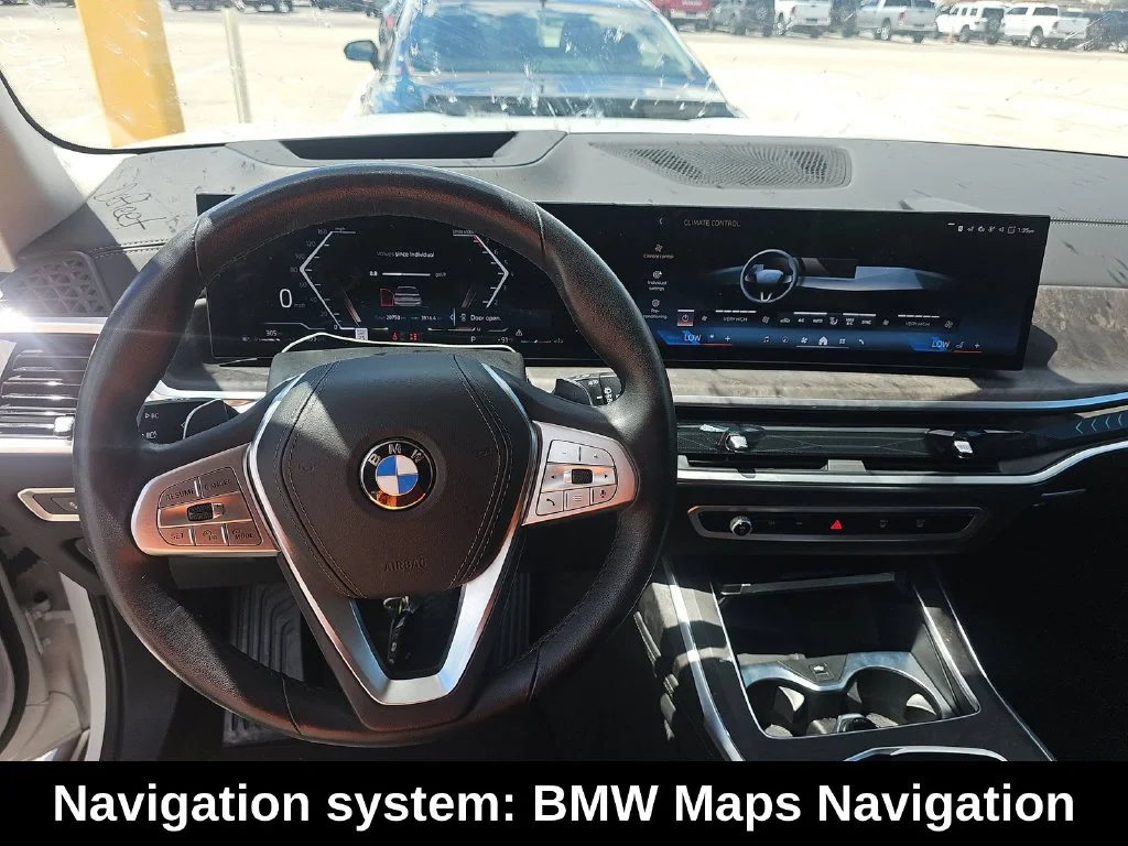 Used 2025 White BMW xDrive40i image 6