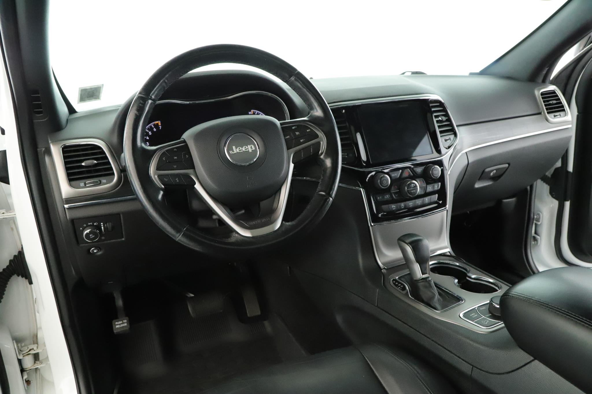 Used 2019 Jeep Grand Cherokee Limited with VIN 1C4RJFBG0KC834174 for sale in Amityville, NY